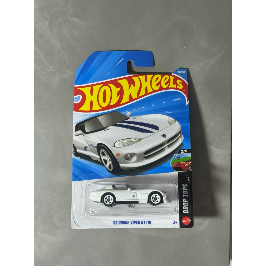 Hot wheels '92 Dodge Viper Rt/10 dòng basic