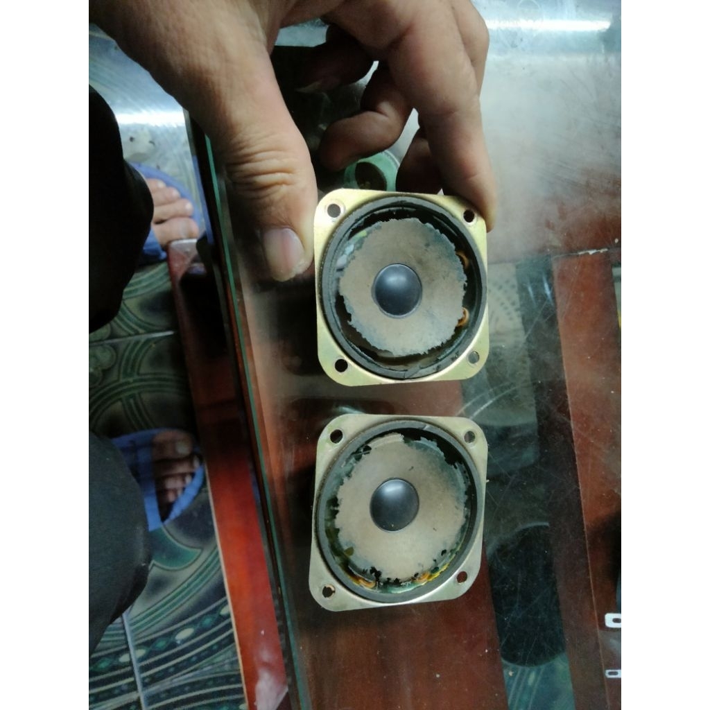 loa Min tép tháo thùng