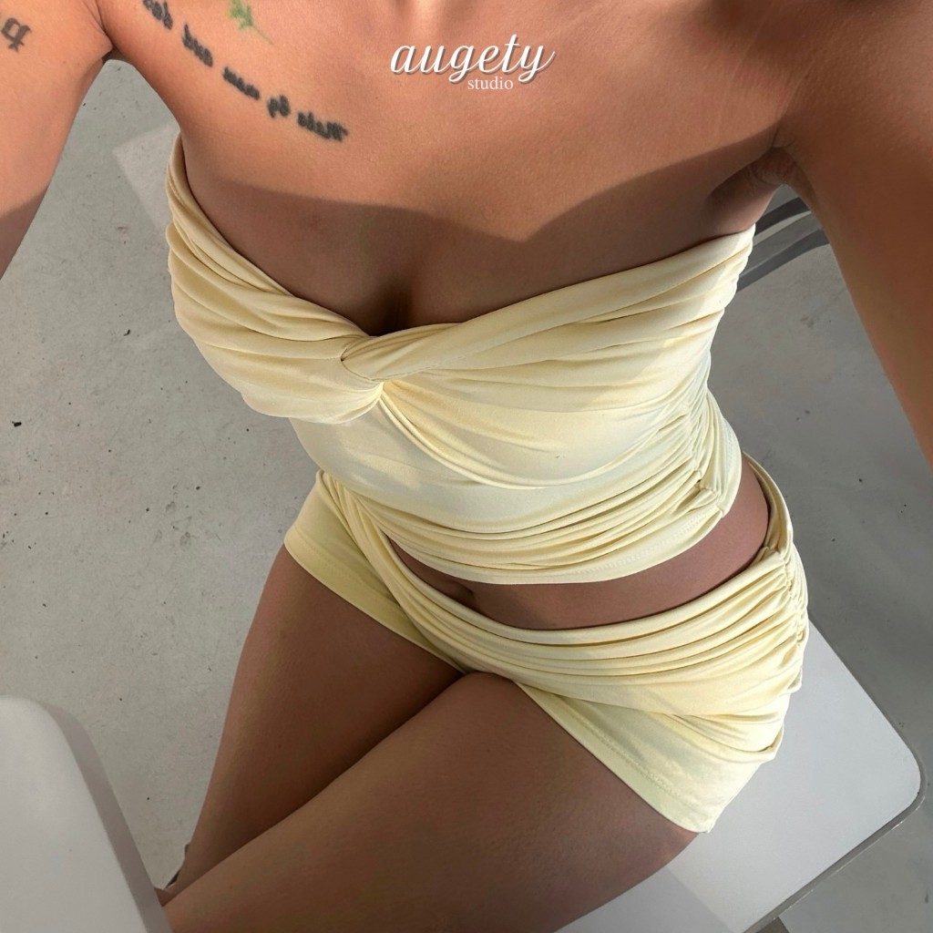 Áo Ống Xoắn Ngực Nhún Chiết Eo Công Nghệ Vải Siêu Mỏng Mát Co Giãn Augety Studio, FOLIE Twisted Tube Top | BigBuy360 - bigbuy360.vn