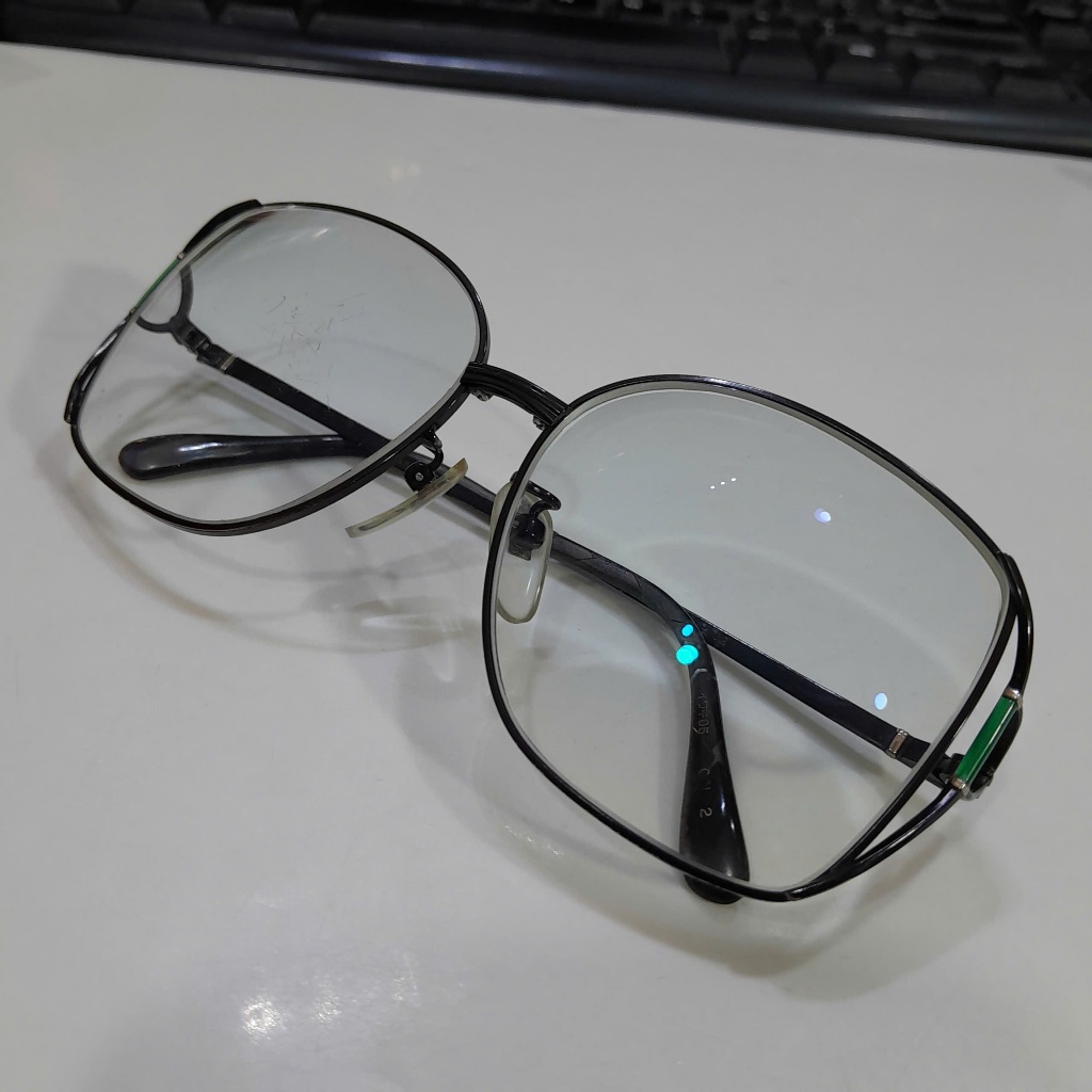 Gọng kính nhật nam nữ  PIERRE BALMAIN  paris  nhẹ cứng cáp size 133mm đã qua sữ dụng