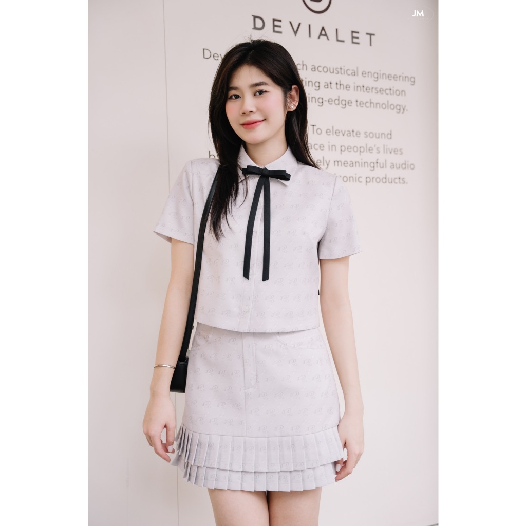 Set Áo croptop cổ đức cách điệu đính nơ in họa tiết 2T06.2502K, Chân váy họa tiết xếp ly 2 tầng 4S06.2502K, Set Monogram | BigBuy360 - bigbuy360.vn