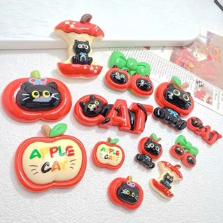 CHARM MÈO TÁO ĐỎ ĐEN HOTTREND CHARM RESIN BÓNG ĐẸP
