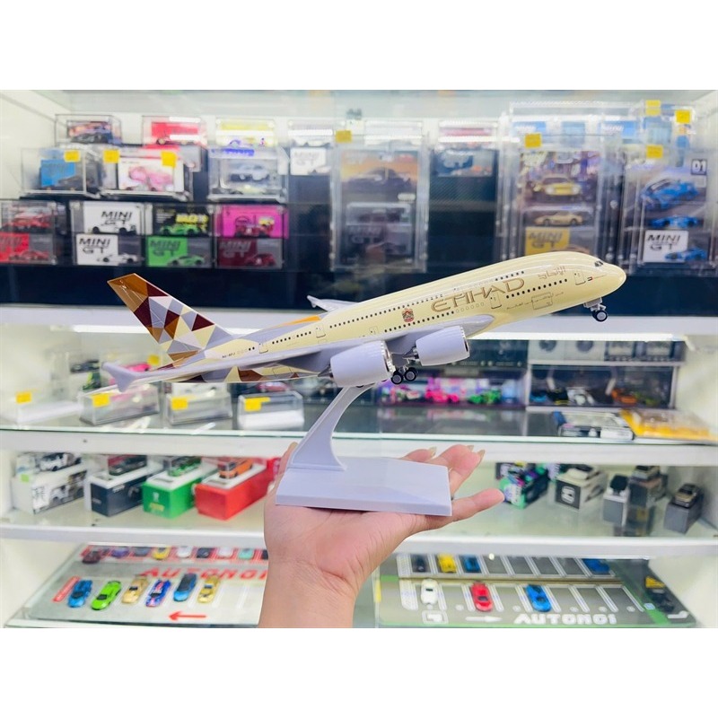 Mô hình máy bay Jason Tutu Etihad Airbus A380 Ả Rập bằng kim loại kích thước dài 30cm MB30012