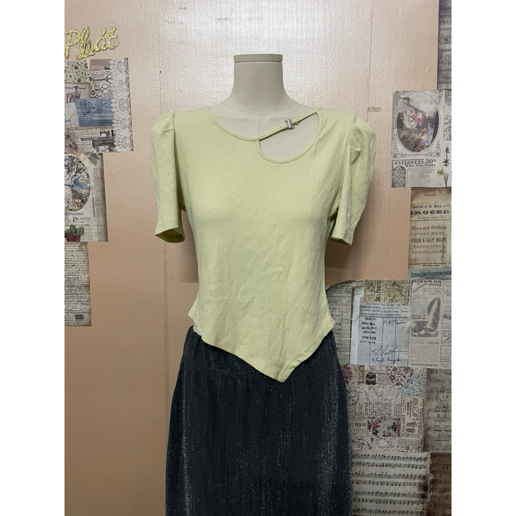 Áo mongtogi nữ kiểu tay bồng màu xanh bơ size s đến m a82