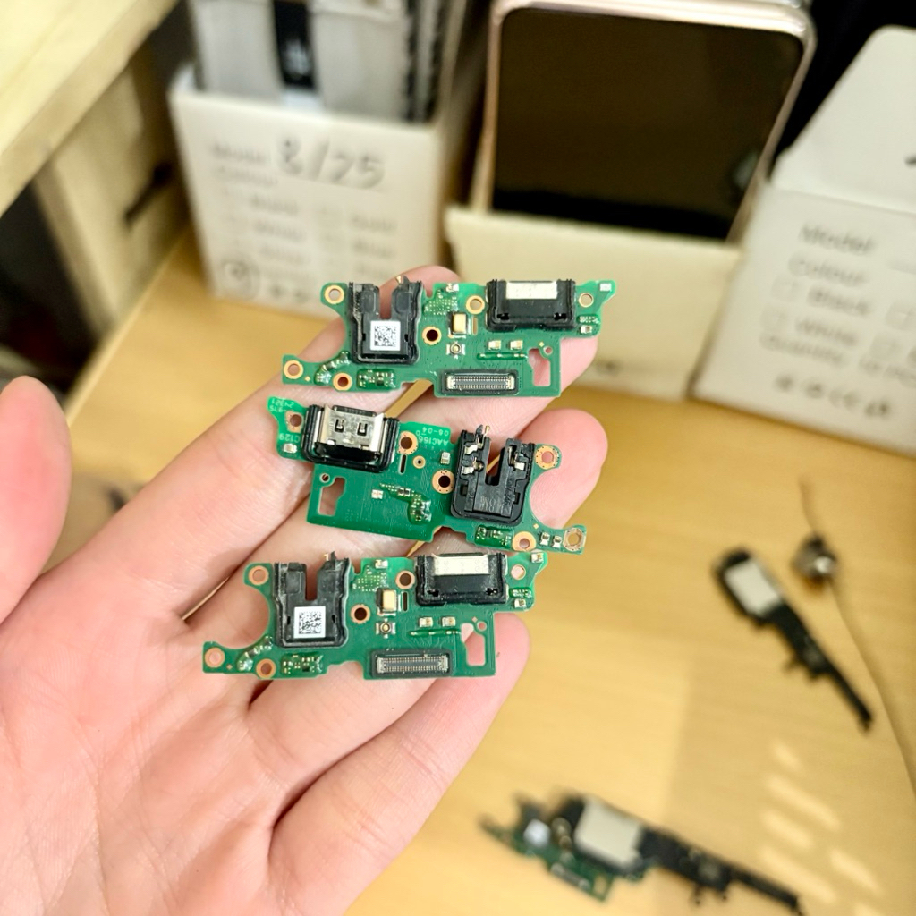 Linh Kiện Trong Oppo A60 ( CPH2631 ) Zin Full ( Cụm Sạc , Cáp Nối , Loa trong ,...)