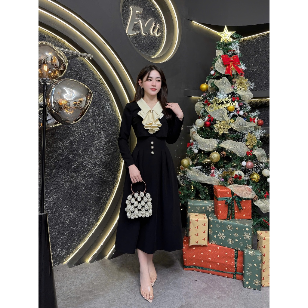 VK102 - Váy Thiết Kế Evii dành cho nữ, thiết kế cổ V bẻ phối viền bèo trước ngực, dáng A xòe dài