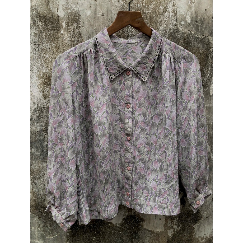 Sơ mi hoạ tiết vintage phong cách HongKong size S,M T1038