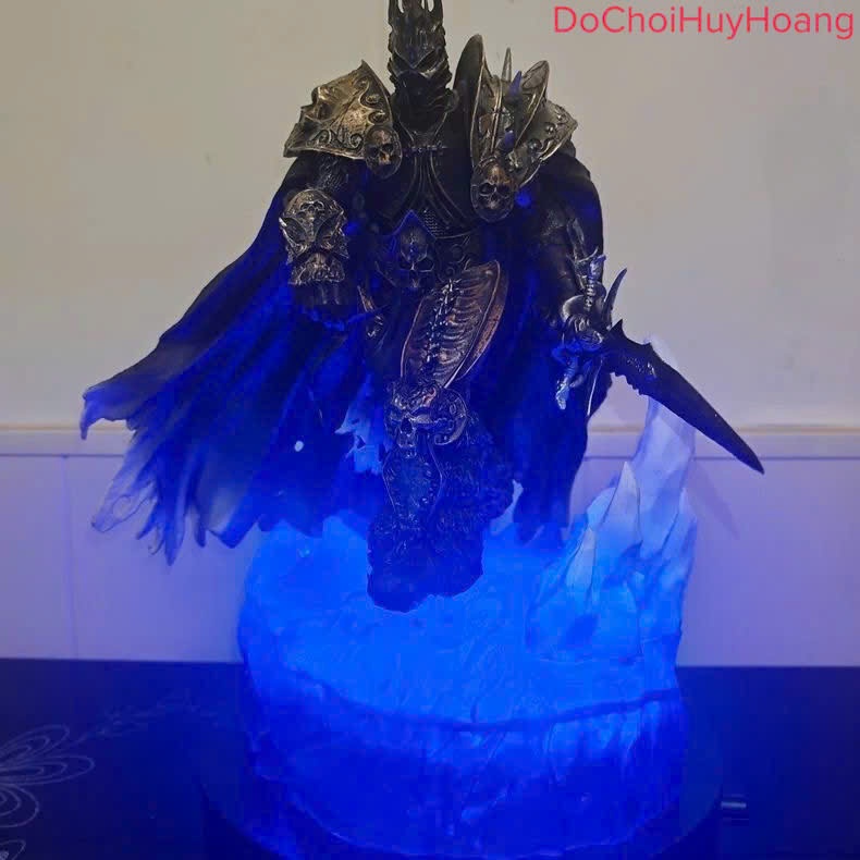Mô hình tượng nhân vật Lich King Arthas Menethil death knight world of warcraft cao 37cm