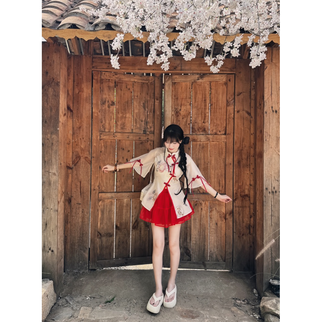 Hion Store - CÓ BIGSIZE -  Set áo trắng tàu nơ đỏ thêu sen cá+ cv đỏ S M L XL