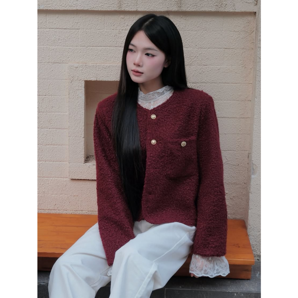𝙏𝙤𝙢𝙢𝙮_𝙐𝙡𝙡𝙯𝙖𝙣𝙜𝟴𝟲//  Áo Khoác Dạ Tweed Đỏ Nữ Kiểu Dáng Bông Xù Basic Chi Tiết Cúc Đồng Mùa Thu Đông 𝙏𝙤