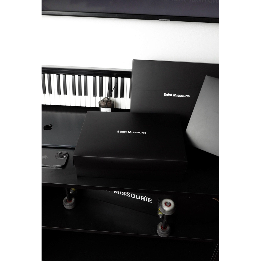 HỘP GIẤY SAINT MISSOURIE 35x25x10 GÓI QUÀ KÈM RUY BĂNG