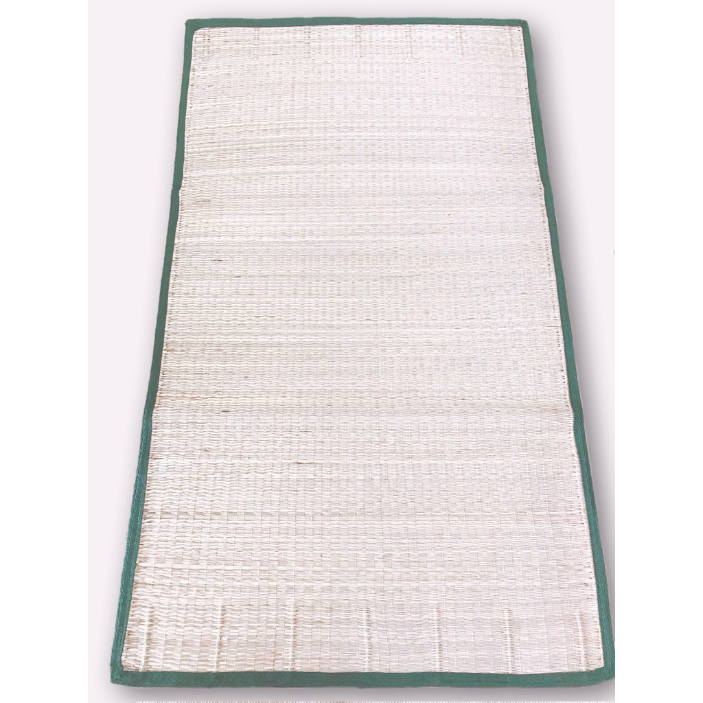 Chiếu cói cho bé cỡ đại 65x130cm, thoáng mát, không hầm bí lưng