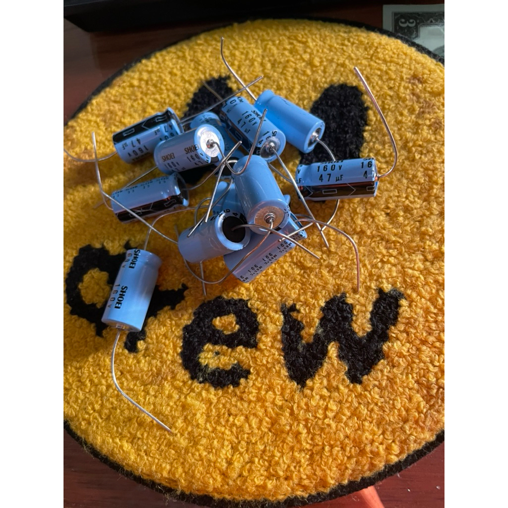 tụ 47uf/160v shoei