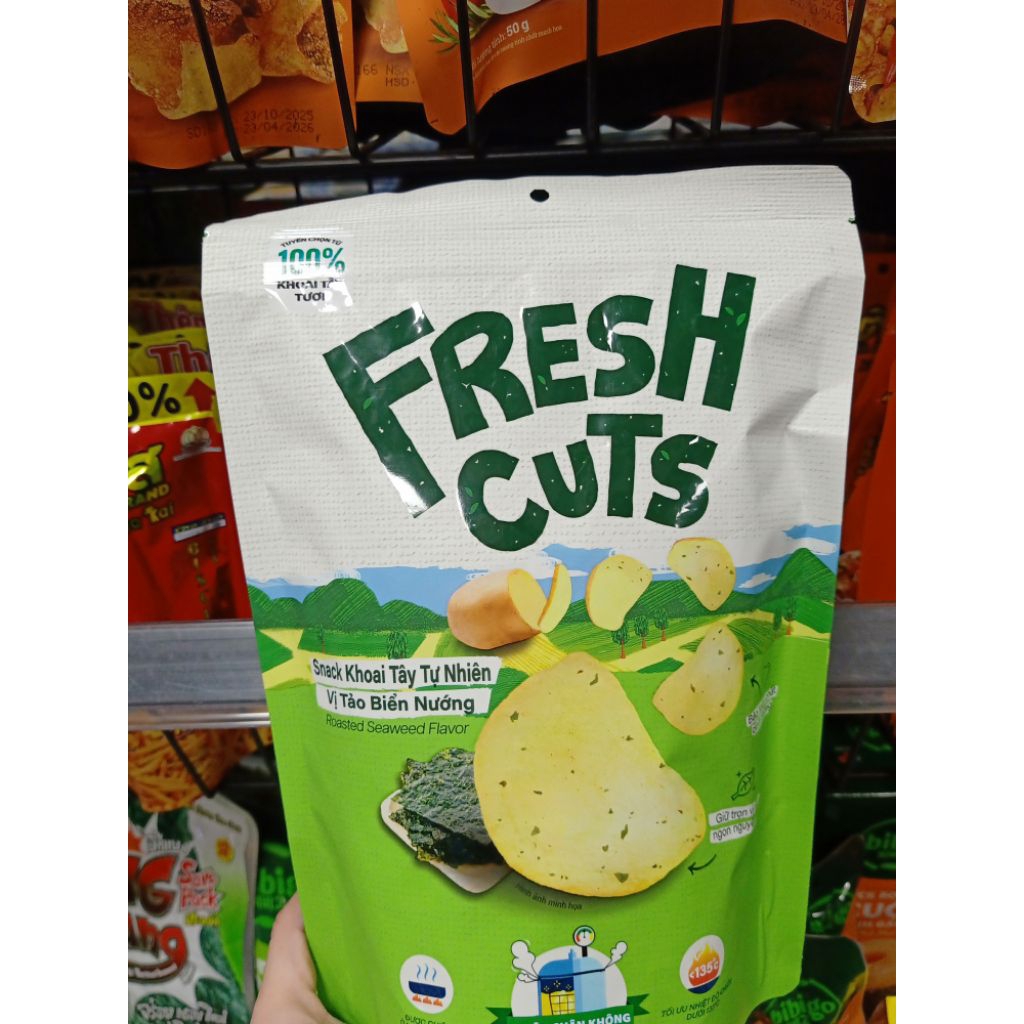 [Date Mới] Bánh snack khoai tây tự nhiên vị tảo biển nướng Oishi Fresh Cuts, 1 gói 108g (Bk)