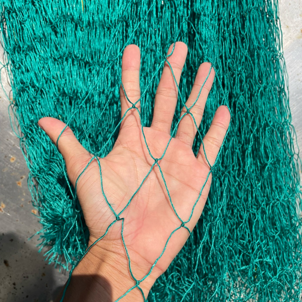 Dài 50m - Cao 2m - Lưới dù cá thu củ- lưới rào gà chắn vườn, mắt lưới 1 tất