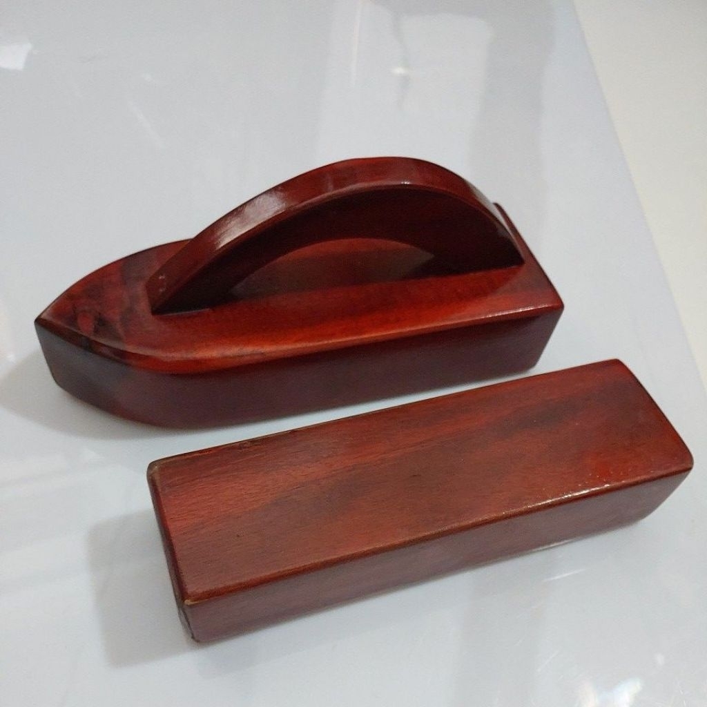Cục gỗ ủi quần ao