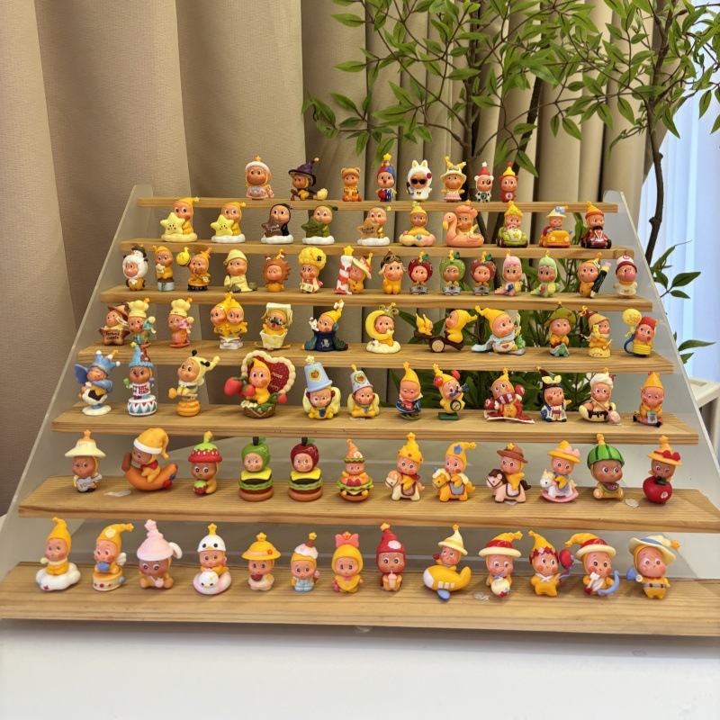 Kệ Thang 4 Tầng Mica Phối Gỗ Trưng Bày Mô Hình Búp Bê Popmart, Dimoo, Nước Hoa, Mỹ Phẩm, Trang Sức