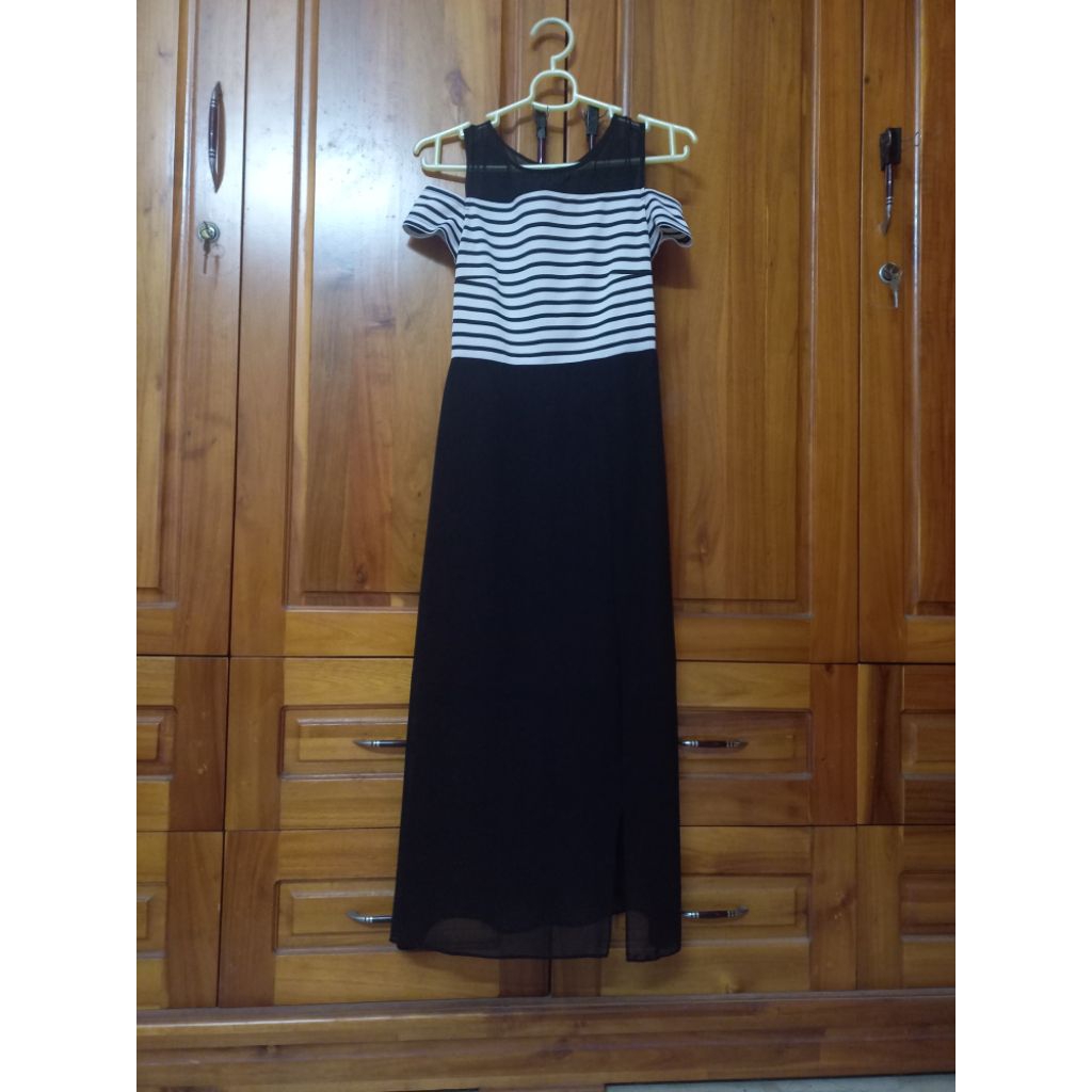 Đầm seven AM size s