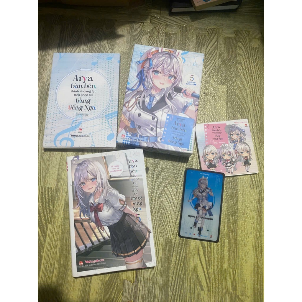 (đủ quà) Vở Box Boxset tập 5 Arya bàn bên limited bản giới hạn đủ phụ kiện