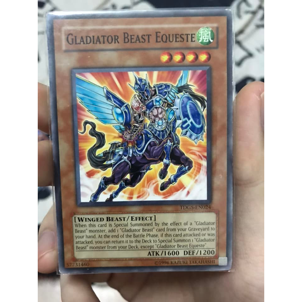 gladiator beast equeste card cũ có xước viền