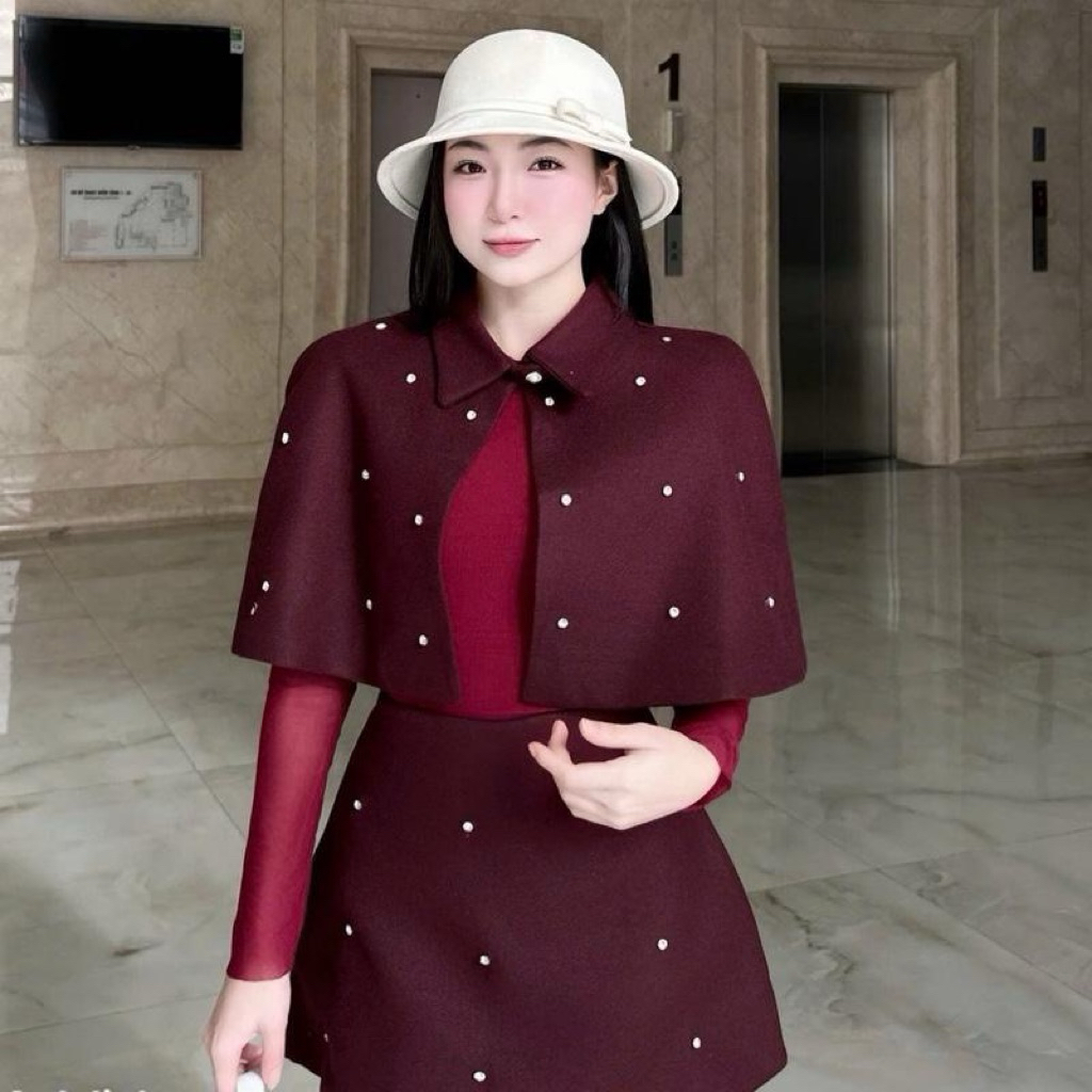 Set dạ 3 chi tiết ( áo choàng đính đá + áo trong + chân váy dáng A đính đá dáng ngắn ) 6a21(hàng sẵn