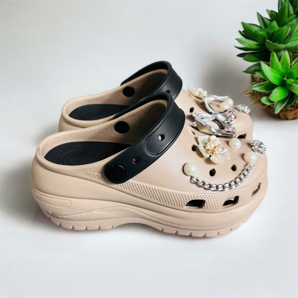 Dép Sục  Nữ Đế Cao 8 cm Gắn cham Đá Ngẫu nhiên Chất liệu EVa Mềm nhẹ êm