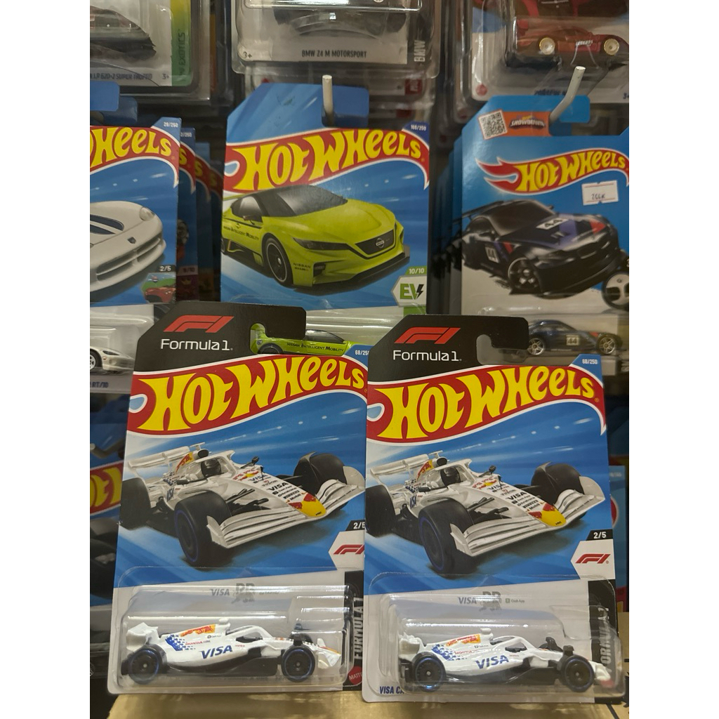 (Hoả tốc SG) Xe mô hình 1:64 Hot Wheels chính hãng Mattel Visa Cash App Racing Bulls Formula One Tea