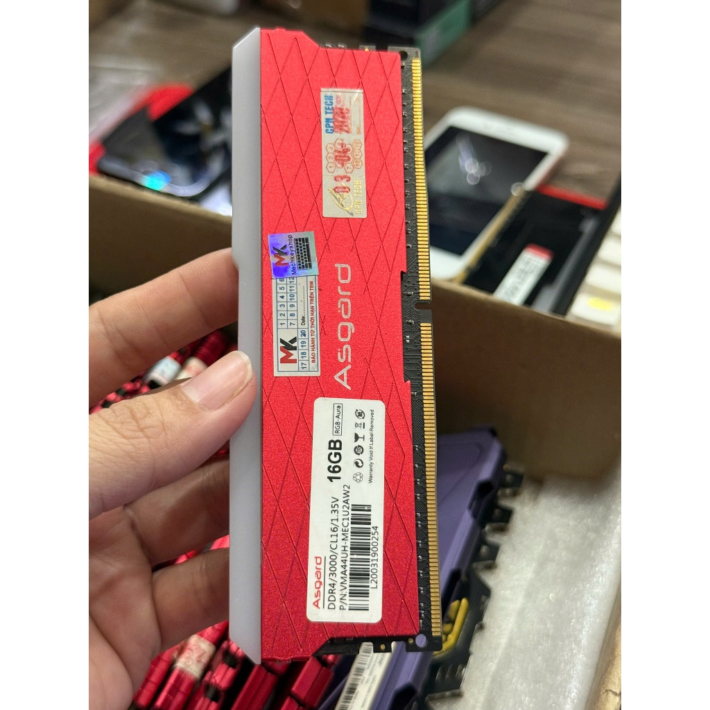 RAM ASGARD DDR4 buss 3000Mhz led RBG