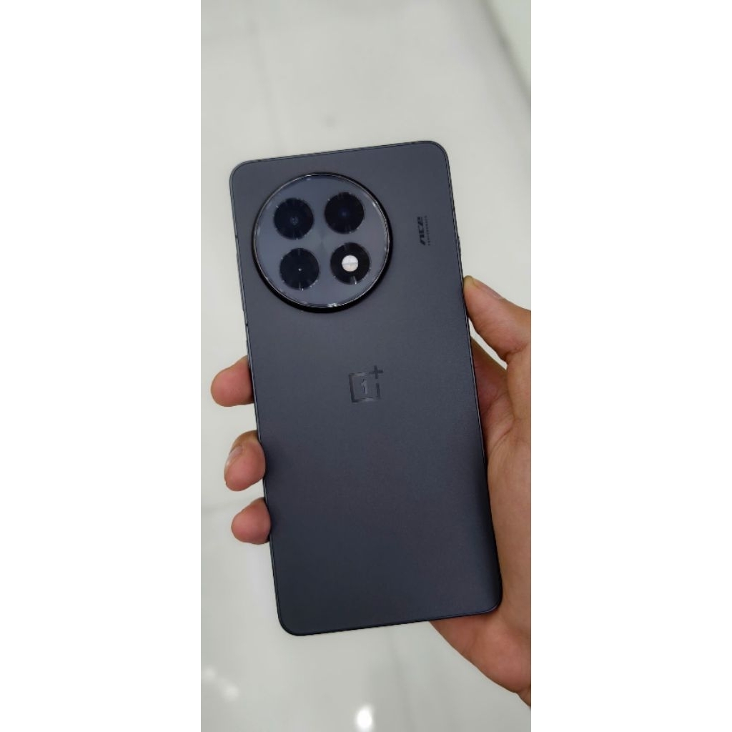 Điện thoại One Plus ACE 5 Pro , hàng full box , bảo hành 1 năm