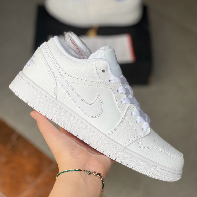 Giày Thể Thao Jordan 1 Low Triple White Nam Nữ Hàng Cao Cấp tặng Fullbox