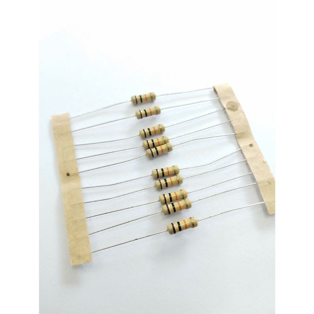 Trở 5% 1/2W 22R (10c) Mã LK_11819