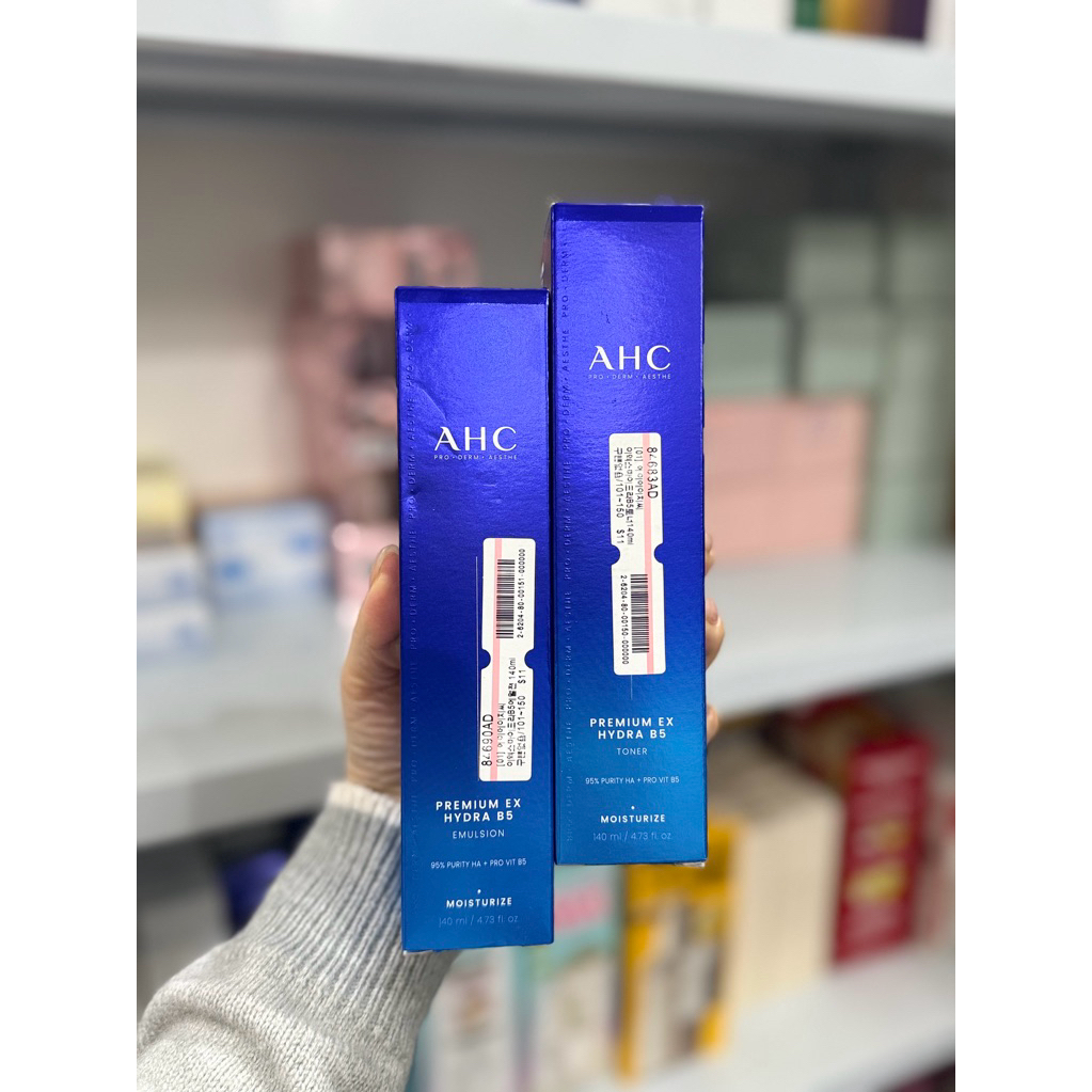 Dưỡng da AHC PREMIUM EX HYDRA B5