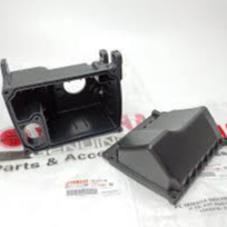 HỘP LỌC GIÓ KÈM NẮP LỌC GIÓ MIO 2004 / MIO 115 / MIO SMILE 2006 ( 5TL-E412-00) PHUTUNGXEMAY02