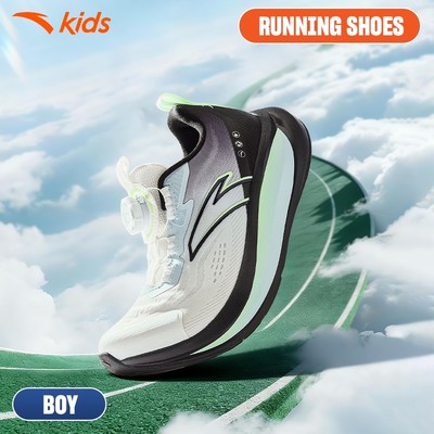 ANTA Kids Giày Chạy Thể Thao Bé Trai Êm Nhẹ Chân, Đế Giày Giảm Chấn, Khóa Xoay Tiện Lợi A126A5503