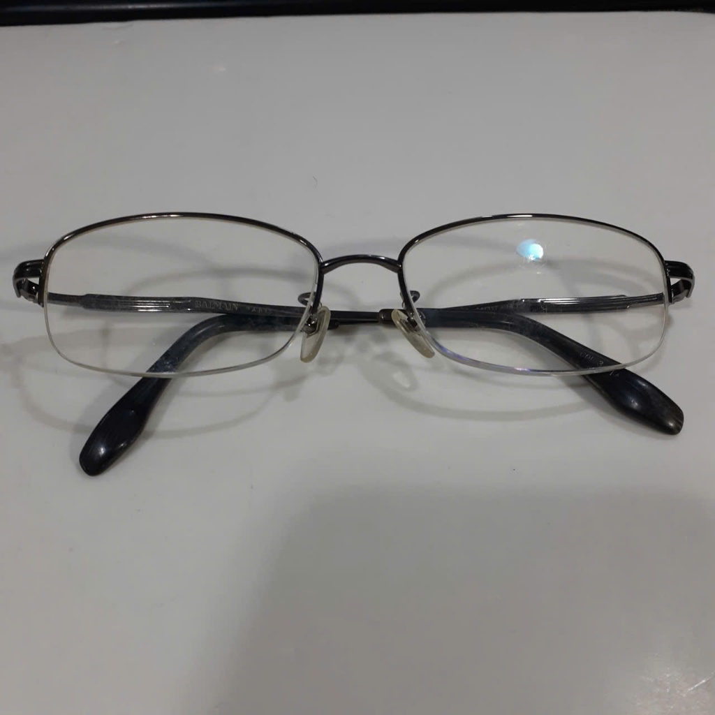 Gọng mắt kính nam Nhật BALMAIN Paris nửa viền Titanium nhẹ  ngang kính 145mm second hand đã qua sử d