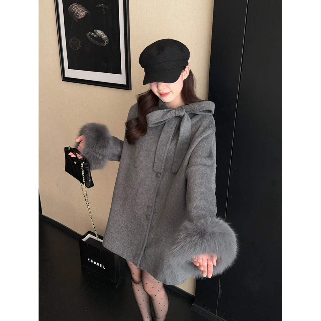 Áo khoác dạ thắt nơ xám kiểu tiểu thư nhà giàu du học nước ngoài Quảng Châu 2027 Aline Store