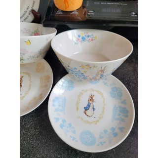 Tô chén dĩa thỏ PETER RABIT , lovely rabbit Gốm sứ nhật