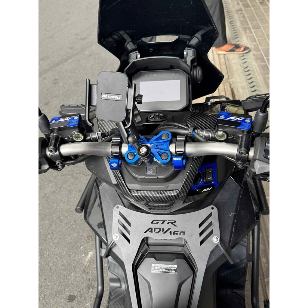 Baga giữa Honda ADV 160 2025-2026
