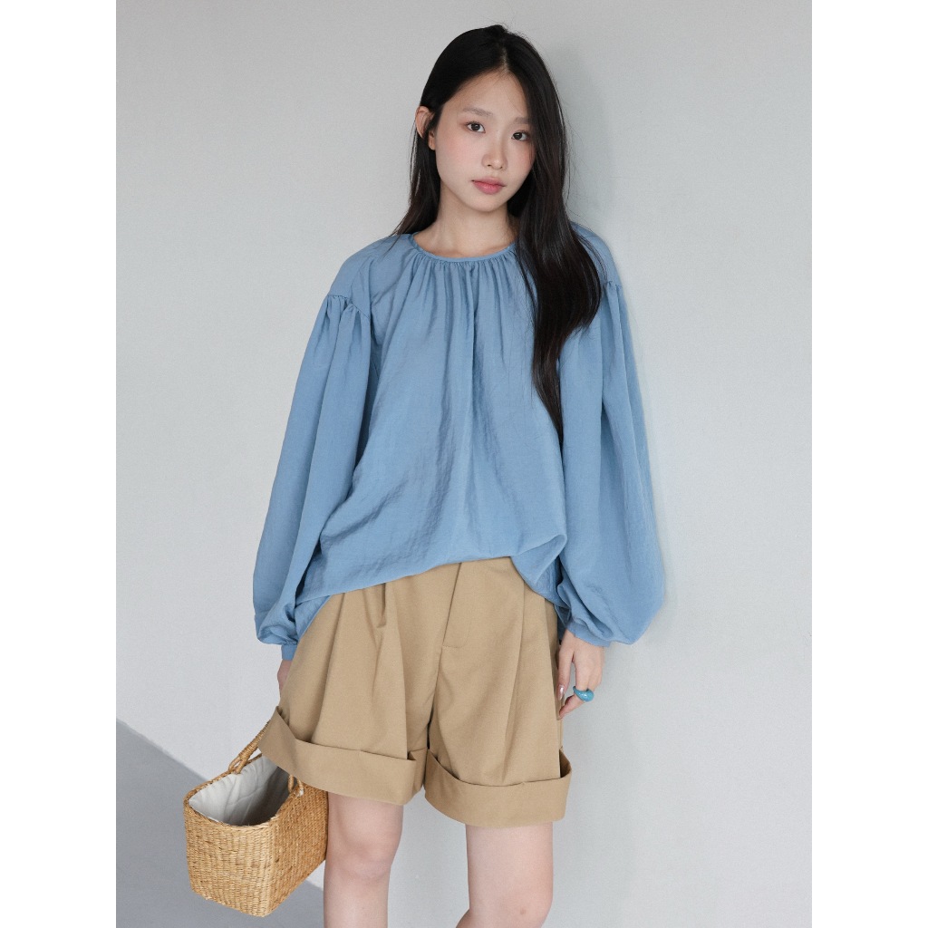 Quần short xếp ly trước sau ống rộng hàn 𝐒𝐎𝐌𝐒 | 𝐌𝐨𝐧𝐚 𝐒𝐡𝐨𝐫𝐭 | BigBuy360 - bigbuy360.vn