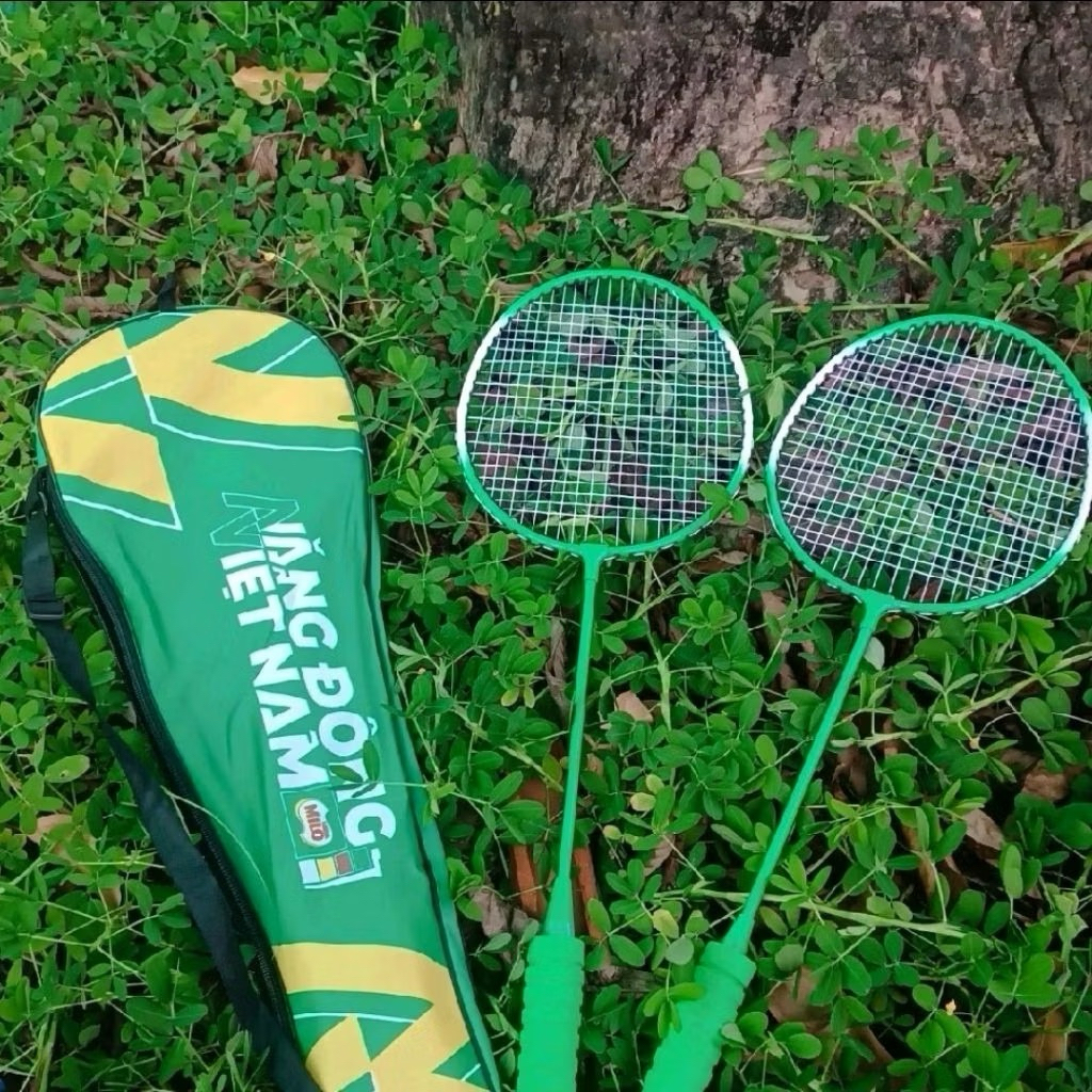 Bộ vợt Cầu Lông Milo không kèm cầu lông hkm sữa Milo