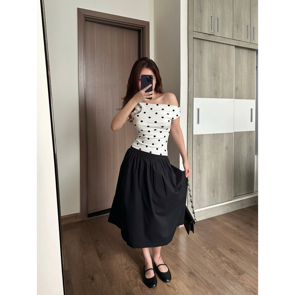 Áo mặc được 3 kiểu, áo trễ vai tay ngắn nữ phối được đa dạng phong cách. | BigBuy360 - bigbuy360.vn