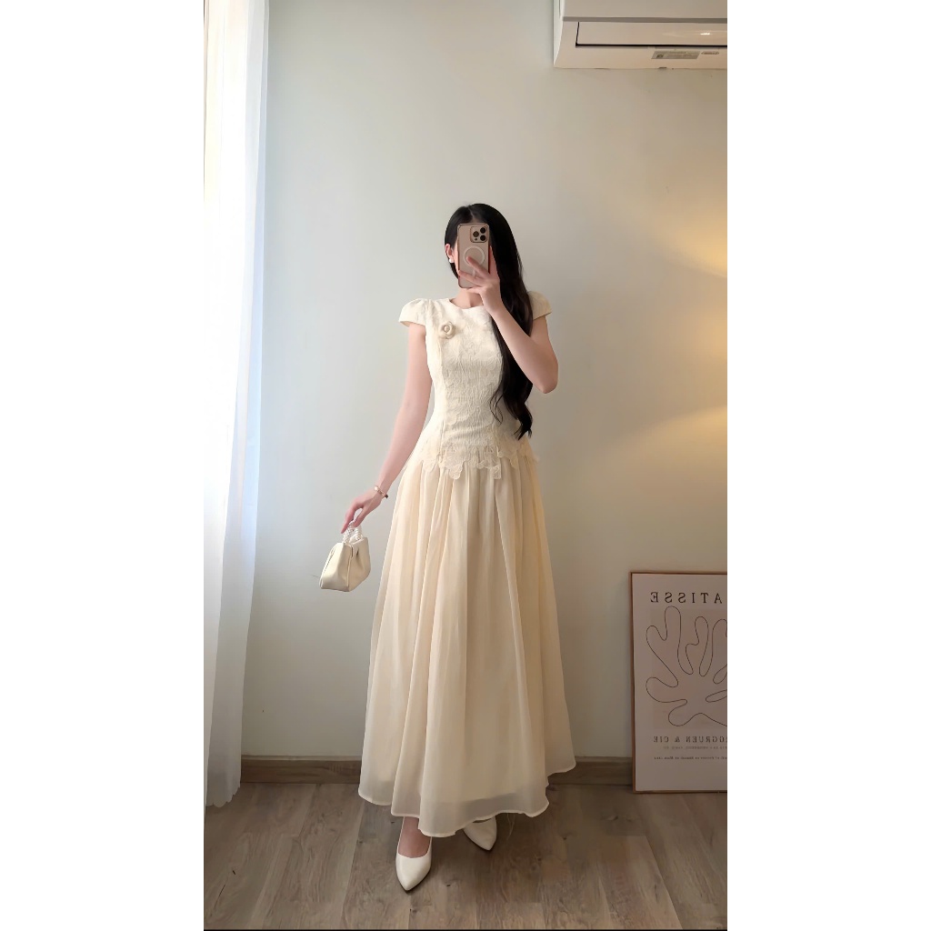 D324 Cabernet Felity Dress đầm đi tiệc dáng dài có tay cổ tròn phối hoa xinh xắn