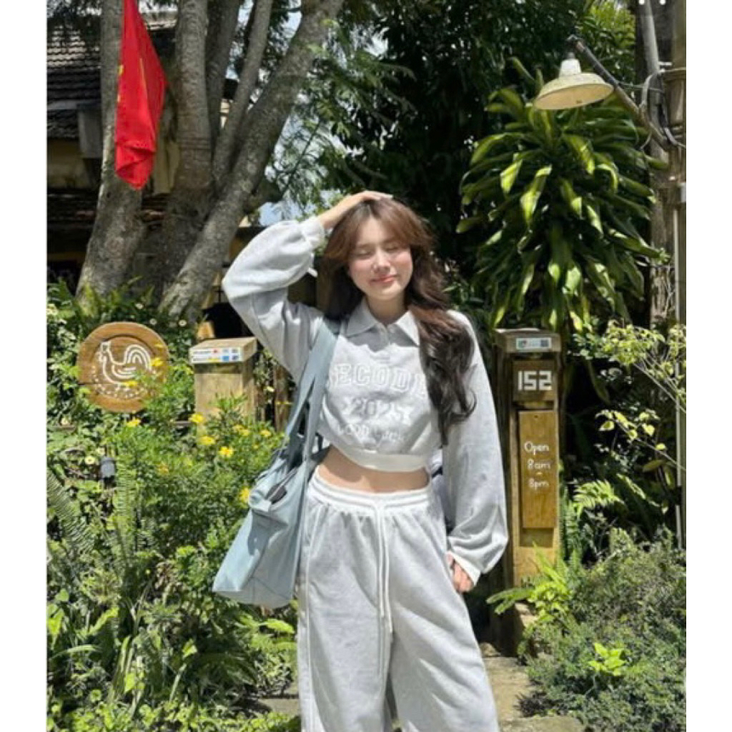 PASS SECODEE new áo Nữ size(S)JURLES Áo Croptop Cổ Bẻ SECODEE