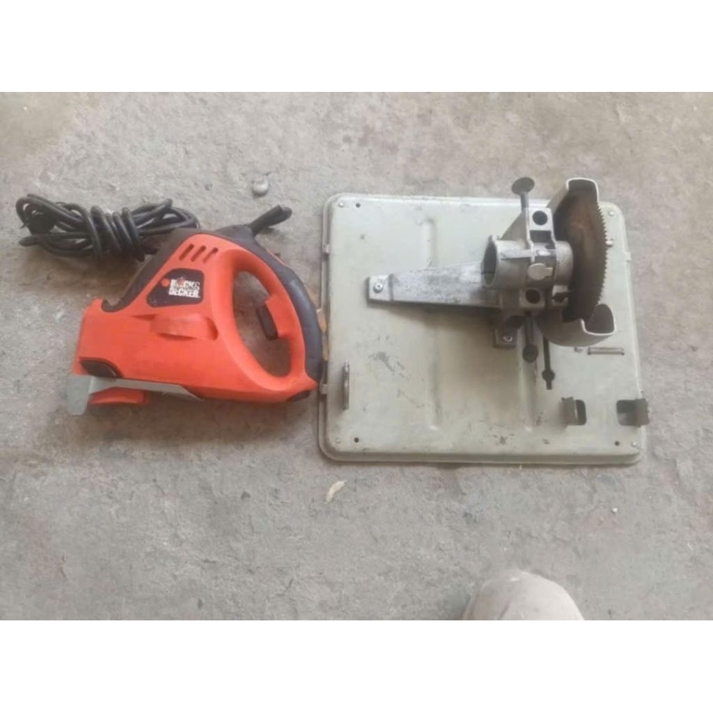 Máy cưa kiếm, bàn cưa gổ, hàng nhật bãi