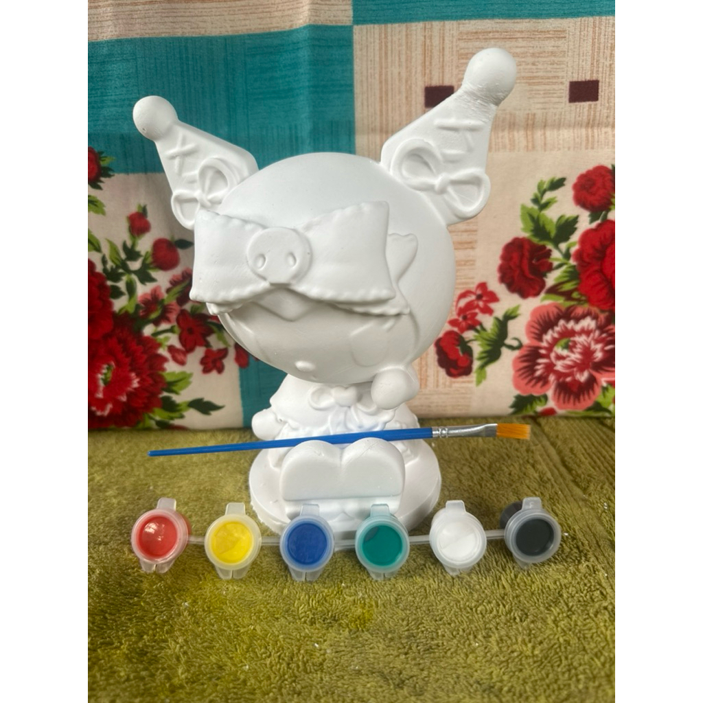 Tặng kèm 1 dây màu và cọ. Bộ tô tượng thạch cao nhân vật Koromi cài nơ