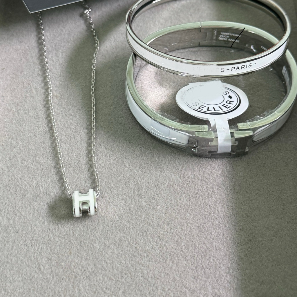 [1:1]Fullbox Vòng cổ chữ H nhiều màu minipop unisex màu trắng siêu dễ thương phong cách thịnh hành -