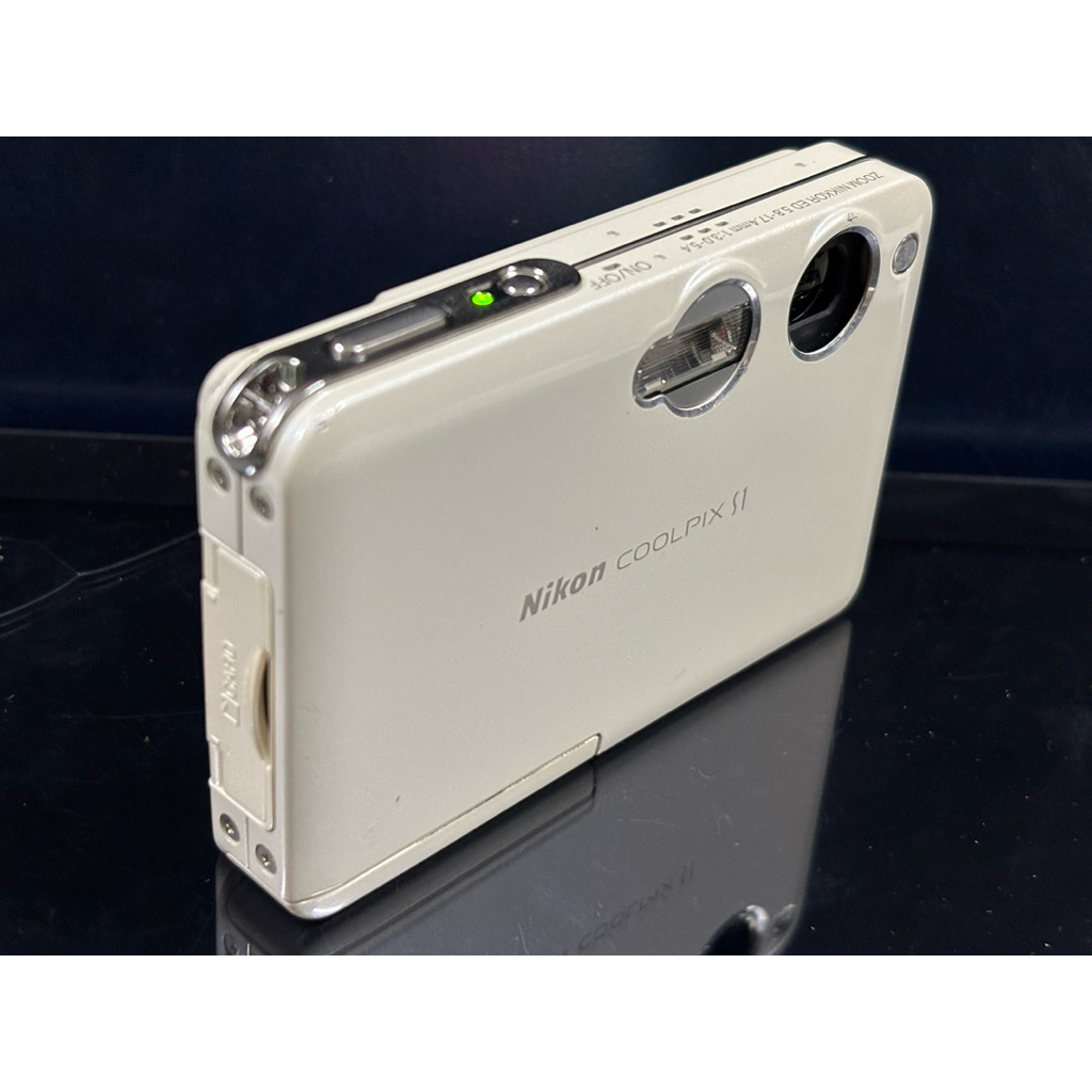 Máy ảnh NIKON COOLPIX S1