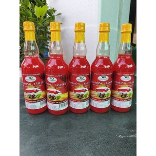 1 thùng 12 chai Giấm Hồng TD