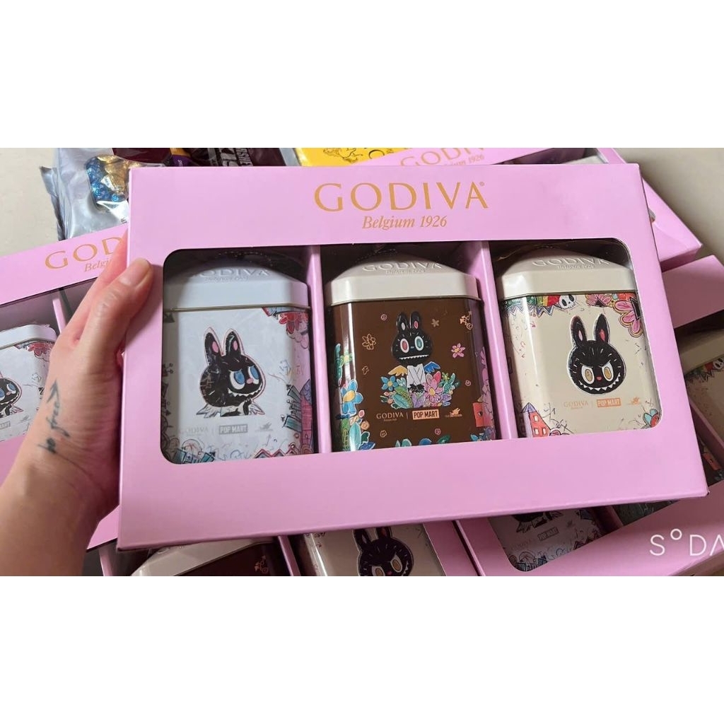 SOCOLA HỘP QUÀ GODIVA Gift Set 237G MIX 3 VỊ