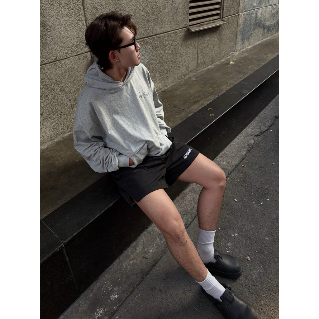 Quần short dù trên gối form boxy 2 lớp logo thêu August Stu